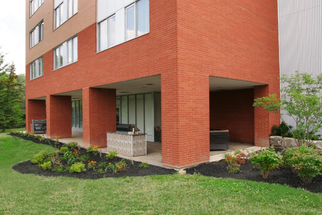 Residence & Conference Centre - Brampton Esterno foto